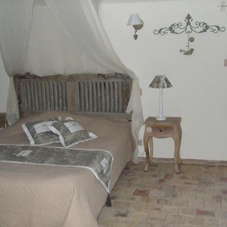 Mas Bella Cortis La Garde-Adhémar Exterior foto